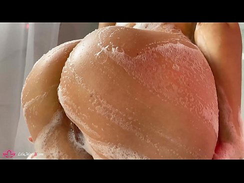 ❤️ Brunette شاور میں شدید orgasm کے لئے وائبریٹر کے ساتھ بلی میں مشت زنی کرتی ہے۔ ❤❌ ہم پر ur.javdoe.top ❤